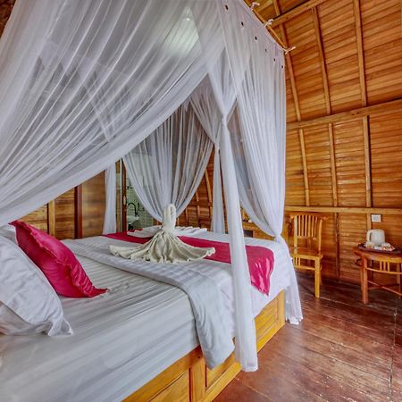 Santen Beach Bungalows Ped Екстер'єр фото