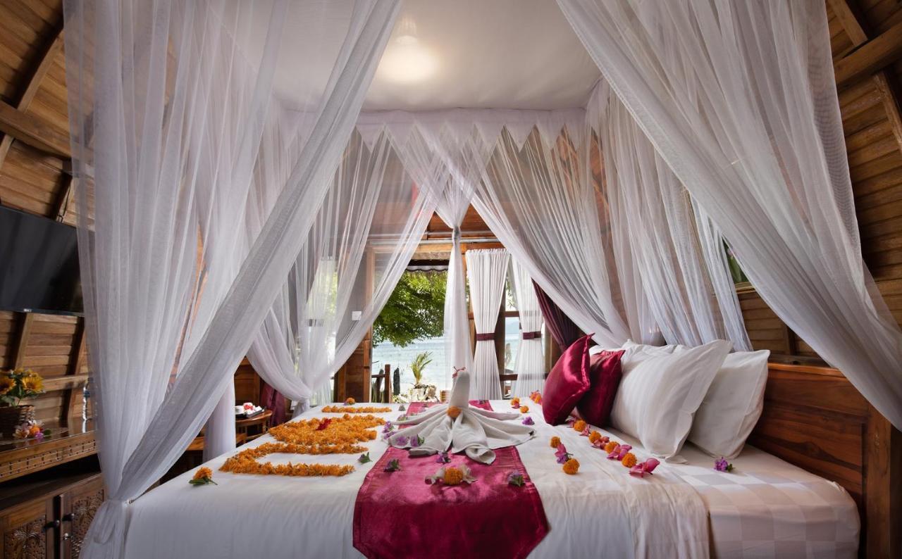 Santen Beach Bungalows Ped Екстер'єр фото