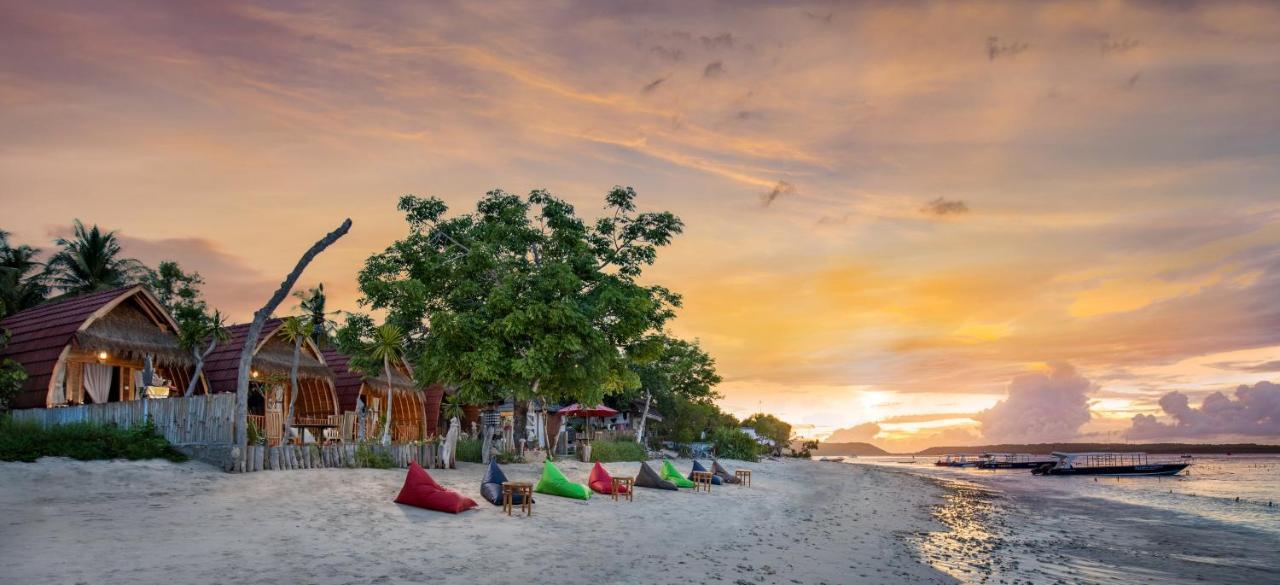 Santen Beach Bungalows Ped Екстер'єр фото