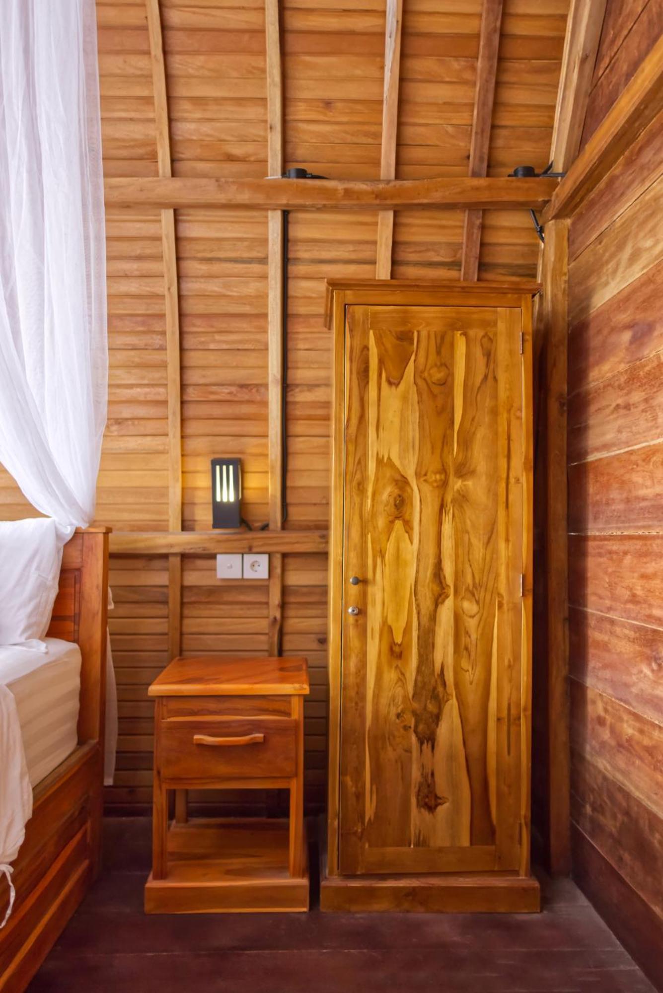 Santen Beach Bungalows Ped Екстер'єр фото
