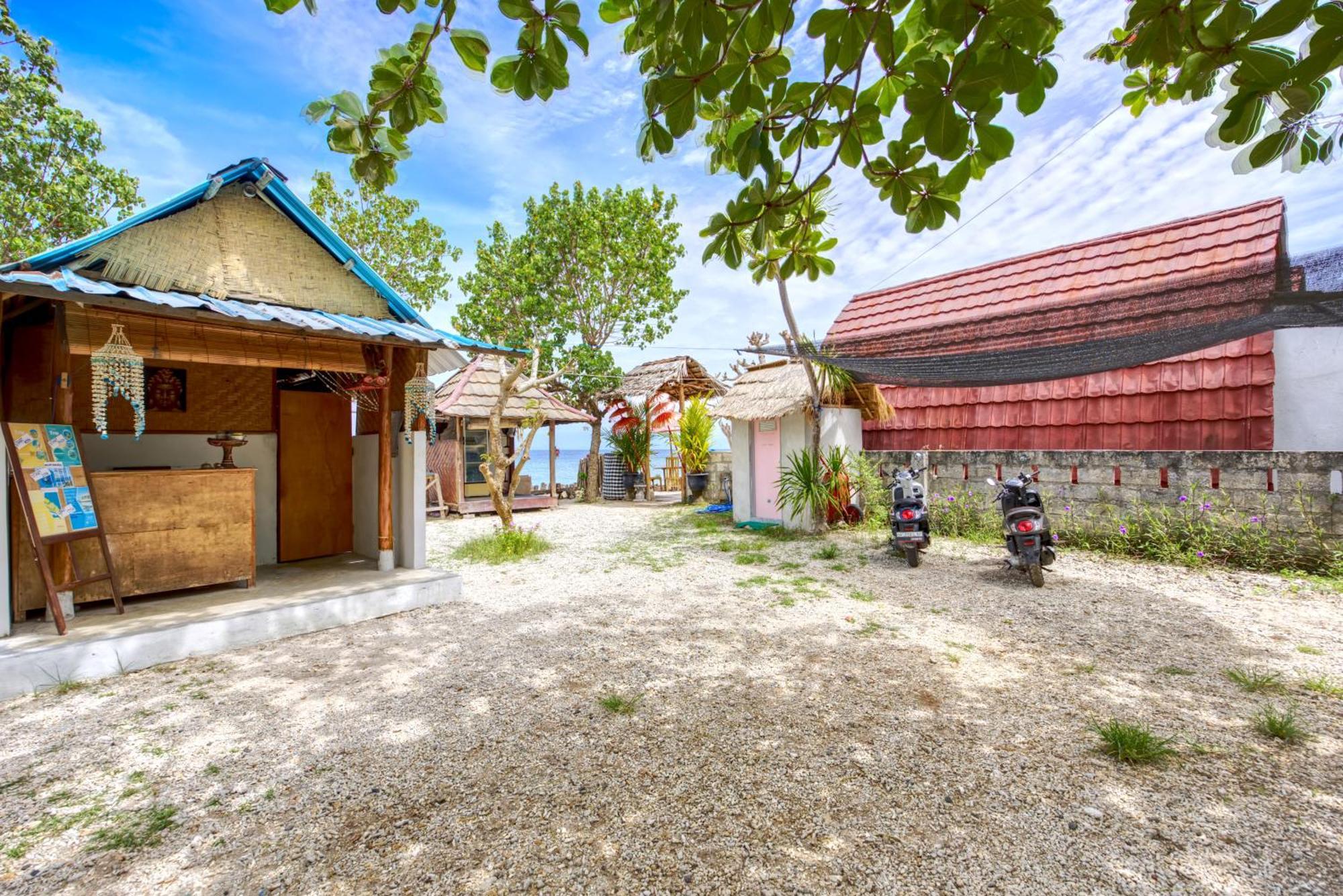 Santen Beach Bungalows Ped Екстер'єр фото