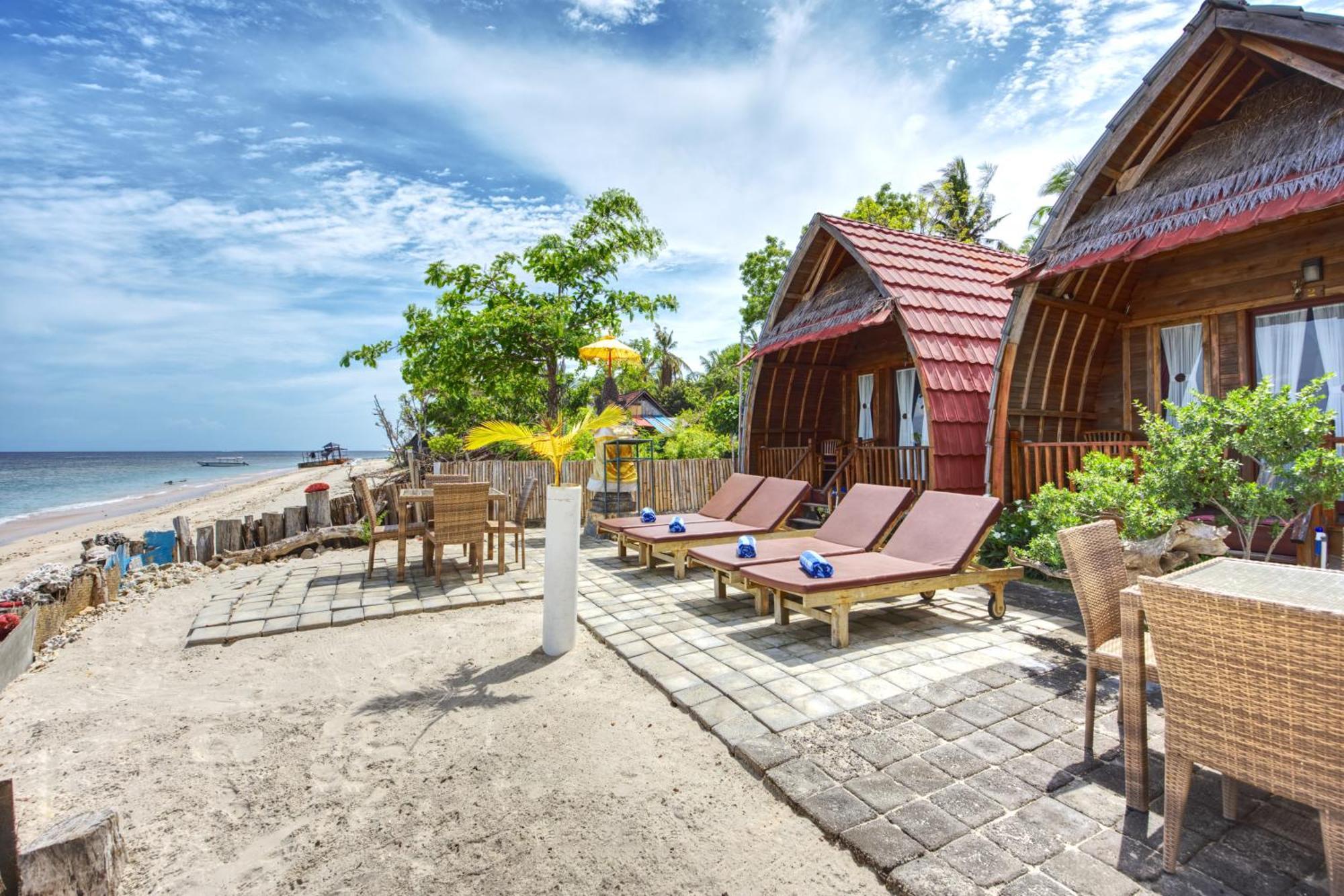 Santen Beach Bungalows Ped Екстер'єр фото