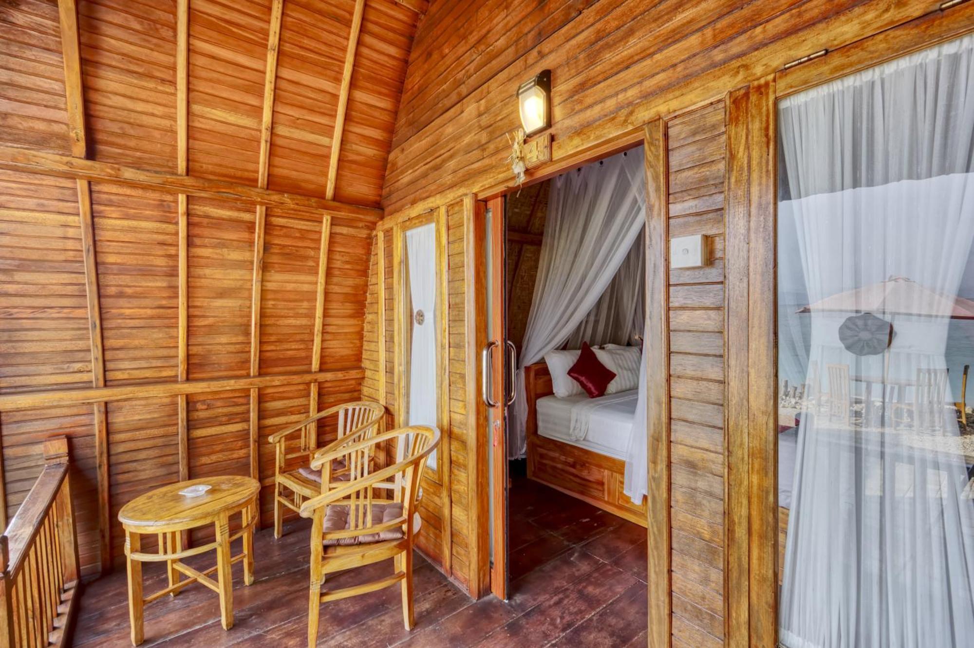Santen Beach Bungalows Ped Екстер'єр фото